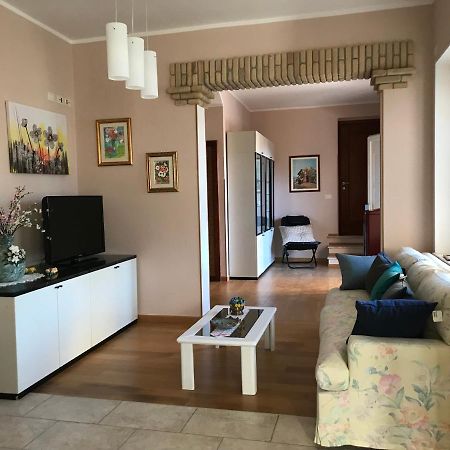 Villa Dei Fiori - Casa Vacanza 카포텔라 외부 사진