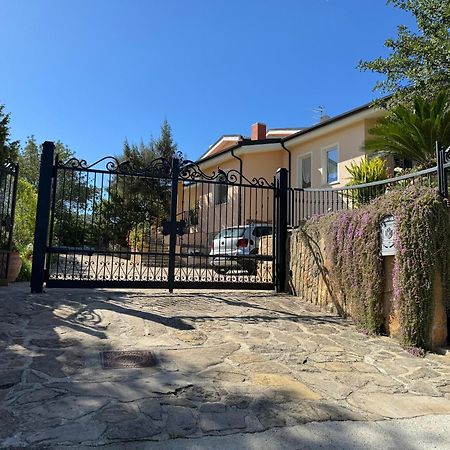 Villa Dei Fiori - Casa Vacanza 카포텔라 외부 사진