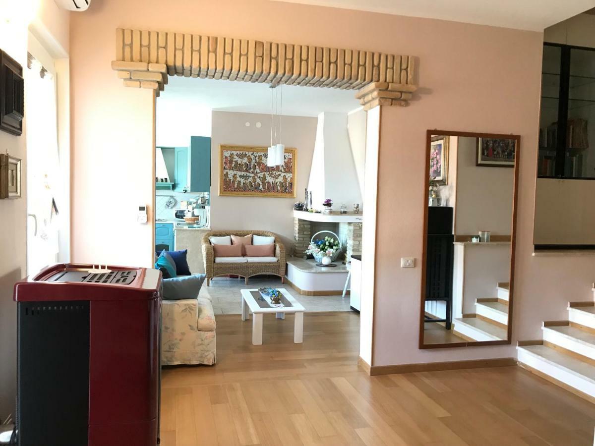 Villa Dei Fiori - Casa Vacanza 카포텔라 외부 사진
